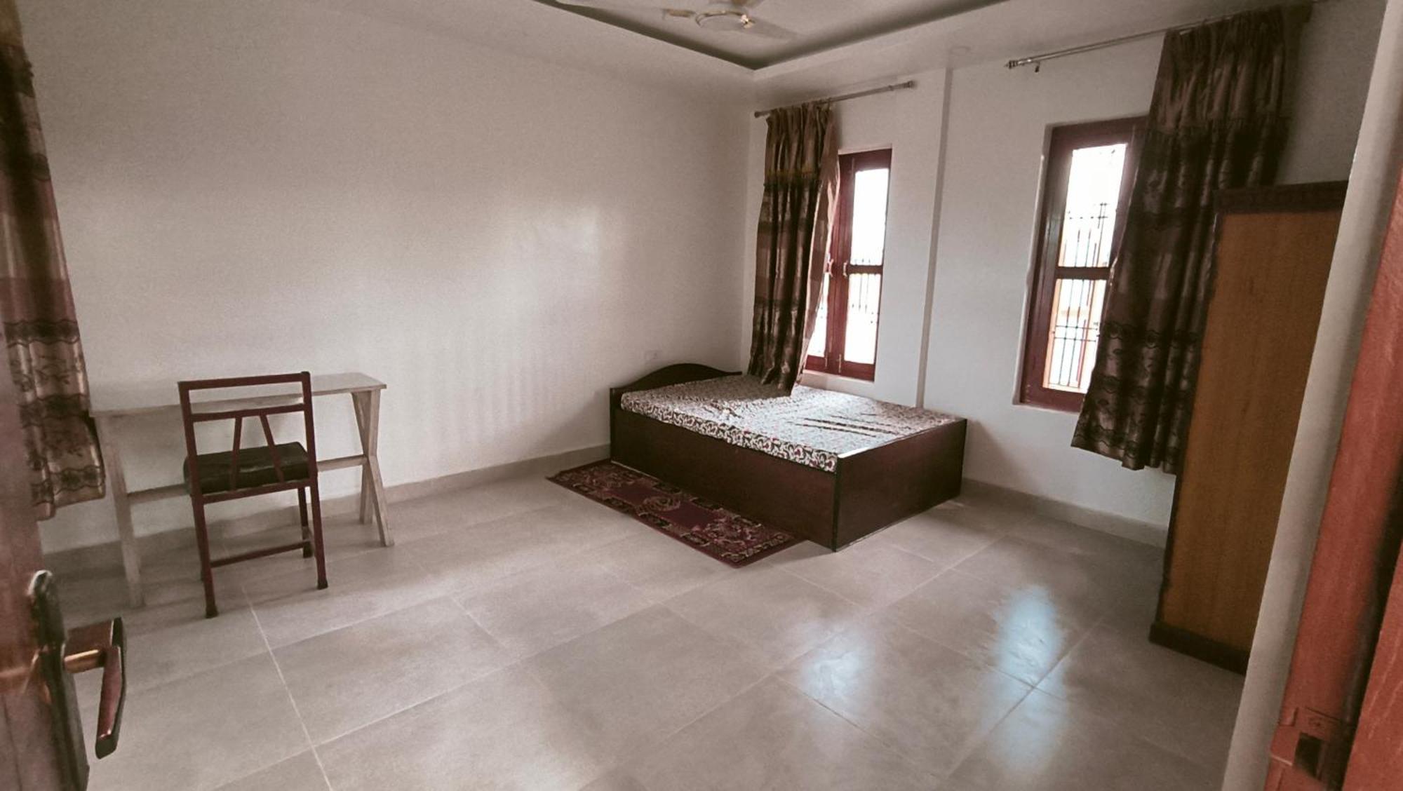 2Bhk Rental Apartment Bharatpur  Luaran gambar